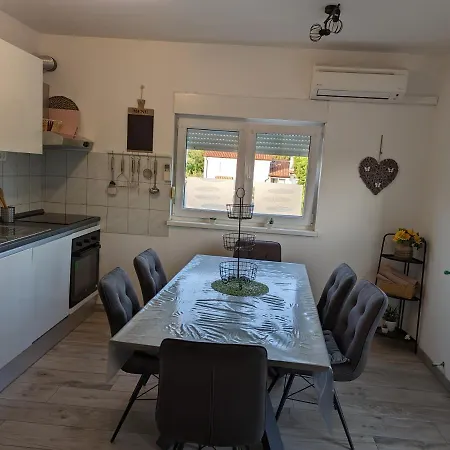 Rosa Apartmán Umag