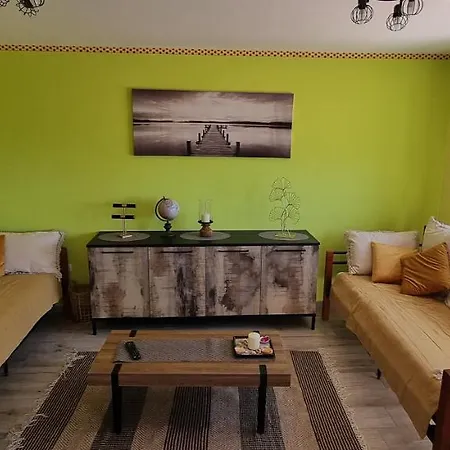 Rosa Apartment