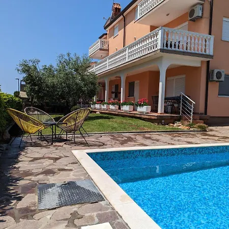 Apartament Rosa