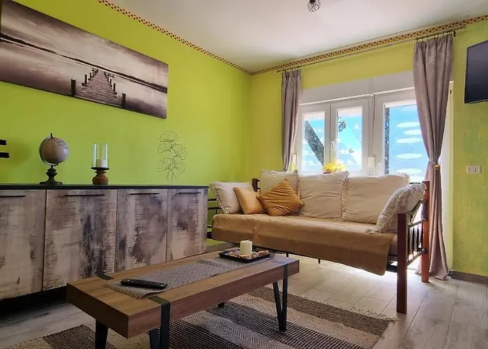 아파트 Rosa 우마그