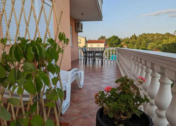 Rosa 아파트 우마그